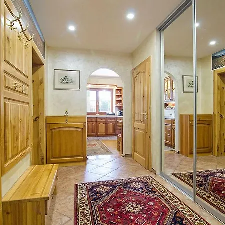 Stefanik By Zazi טטרנסקה לומניקה